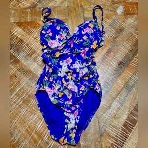 Time and Tru| One Piece Swimsuit| Blue Floral| Size 8-10